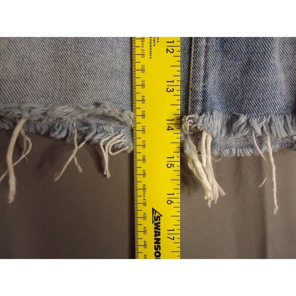 PacSun Medium Wash Denim Mini Skirt Womens 27 Embroidered Floral Raw Hem - Picture 8 of 9